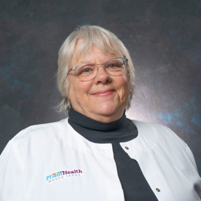 head shot of Mary McLaud, FNP smiling