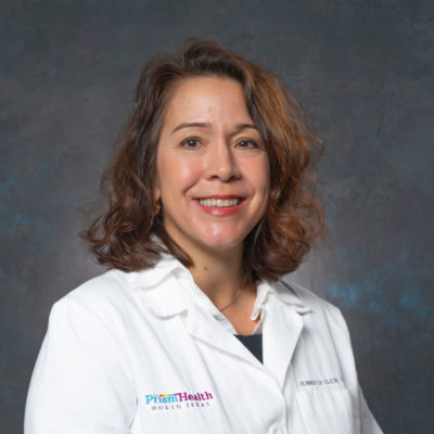 headshot of Jennifer Klein, FNP smiling
